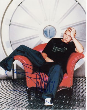 signed_09.jpg